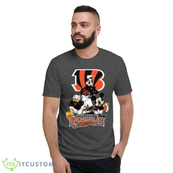 NFL Cincinnati Bengals Mickey Mouse Donald Duck Goofy Football Shirt T-Shirt