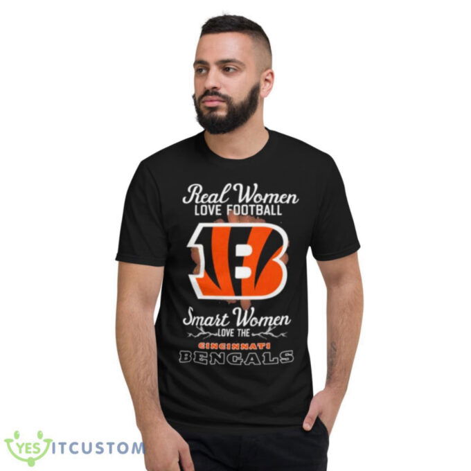 Real Women Love Football Smart Women Love The Cincinnati Bengals 2023 Logo Shirt
