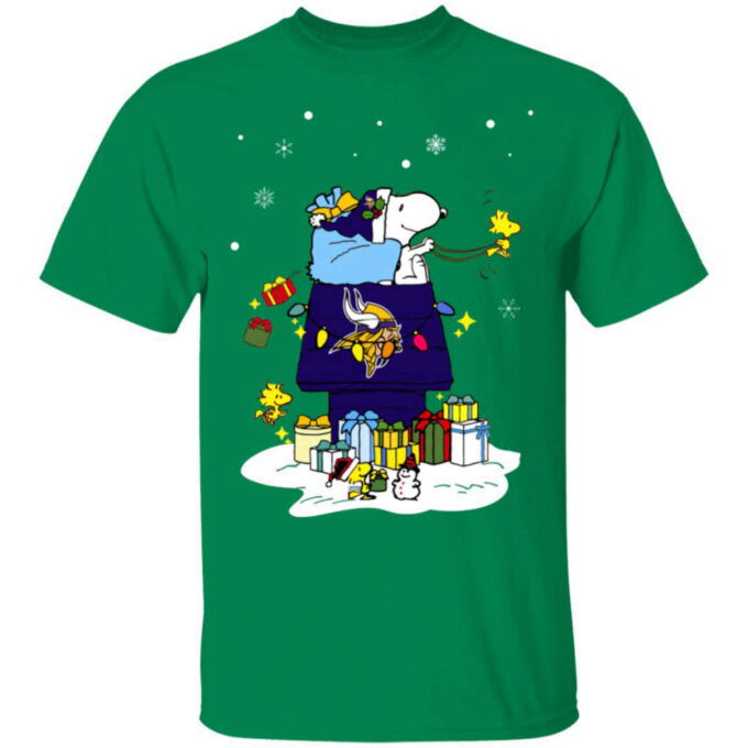 Minnesota Vikings Santa Snoopy Wish You A Merry Christmas Shirt