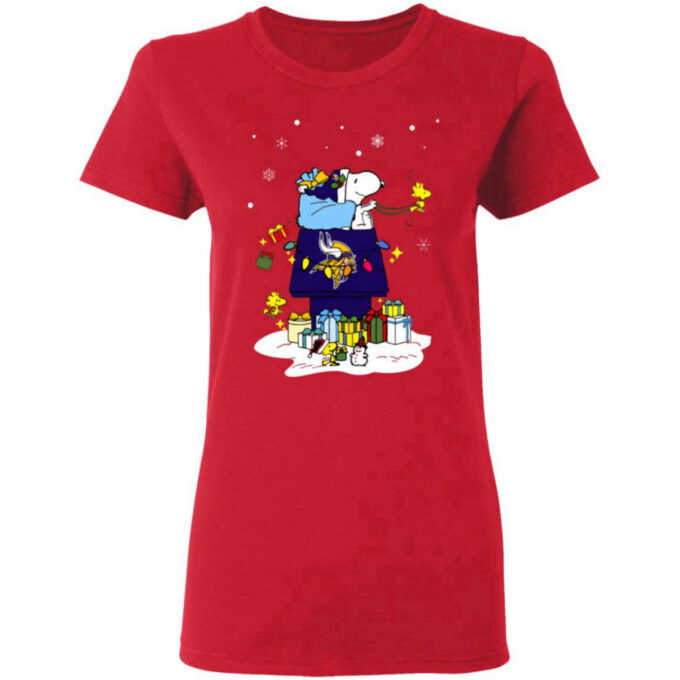 Minnesota Vikings Santa Snoopy Wish You A Merry Christmas Shirt