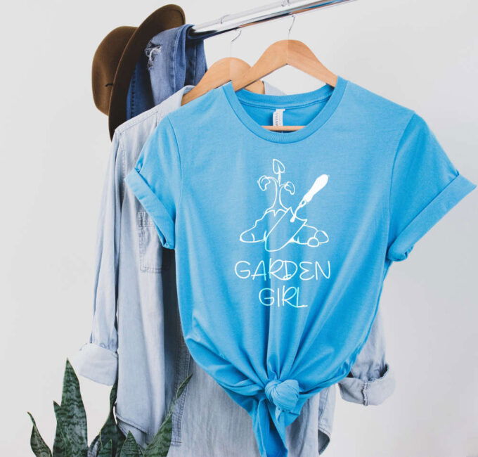 Garden Girl T shirt Plant Shirt Gardening Gift Plant Mom Gift Botanical Shirt Plant Gift Gardening Shirt Plant Lover Shirt