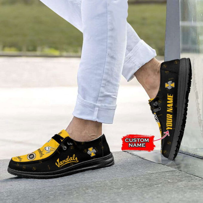 NCAA Idaho Vandals Hey Dude Shoes Wally Lace Up Loafers Moccasin Slippers