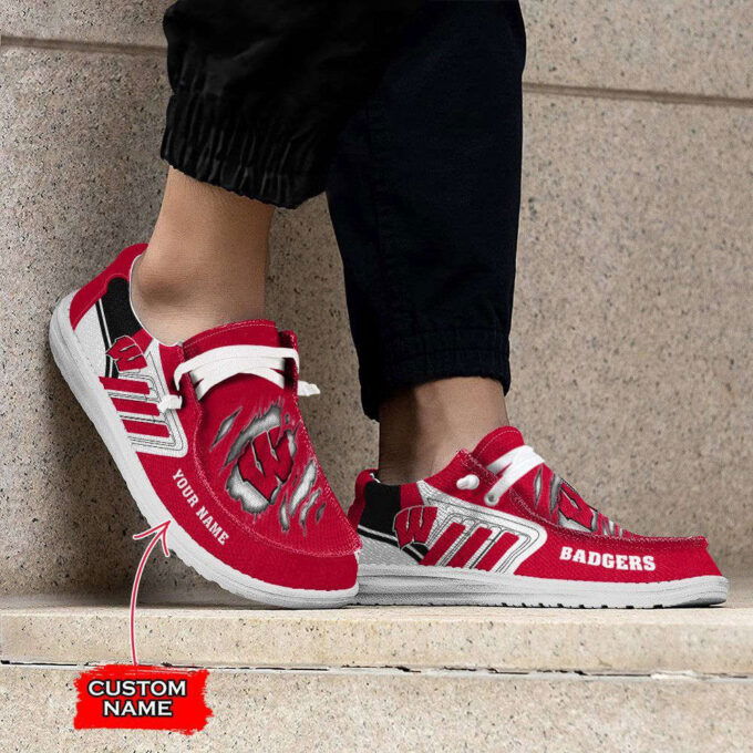 NCAA Wisconsin Badgers Hey Dude Shoes Wally Lace Up Loafers Moccasin Slippers HDS1420
