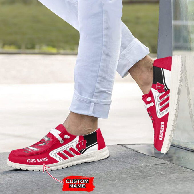NCAA Wisconsin Badgers Hey Dude Shoes Wally Lace Up Loafers Moccasin Slippers HDS1420