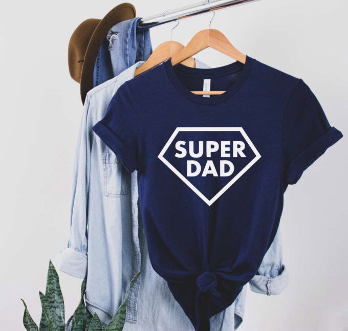 Super Dad Father’s Day Shirt Gift Superhero Dad T-shirt Best Gifts for Papa New Dad Tee Shirt Superhero Dad Shirt Funny Dad T Shirt