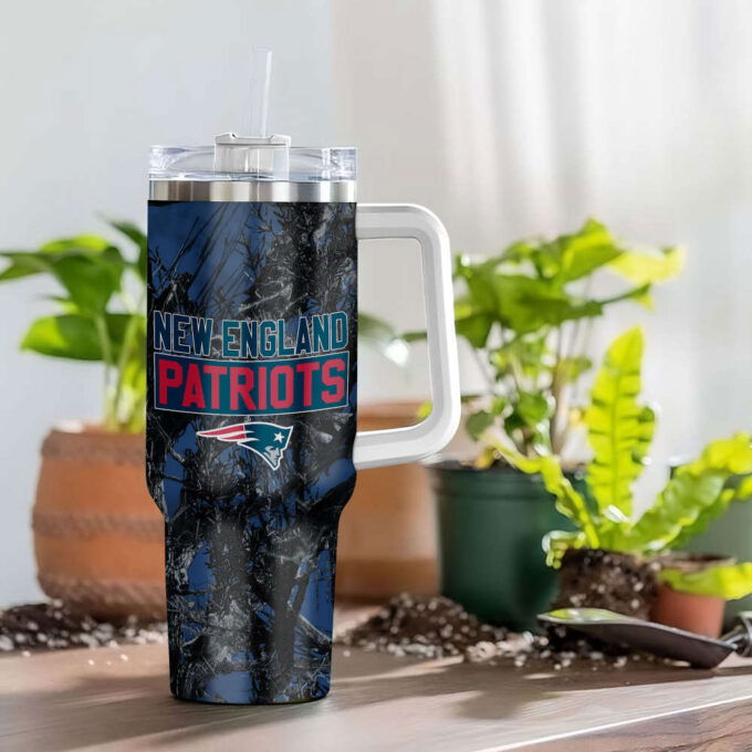 New England Patriots NFL Hunting Personalized Stanley Tumbler 40oz Gift for Fans