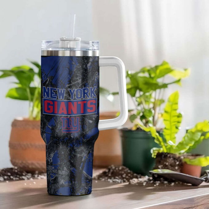 New York Giants NFL Hunting Personalized Stanley Tumbler 40oz Gift for Fans
