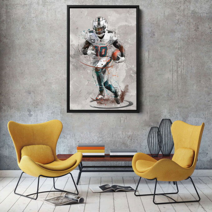 Tyreek Hill Poster Miami Dolphins NFL Canvas Wall Art Home Decor Framed Poster Man Cave Gift