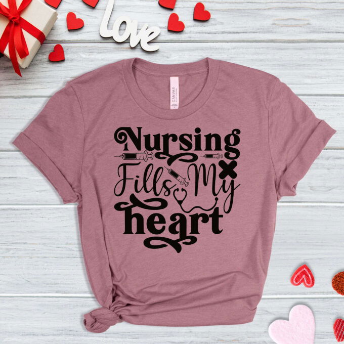 Cute Nurse Valentine s Day Shirt – Love ER Nurse T-Shirt