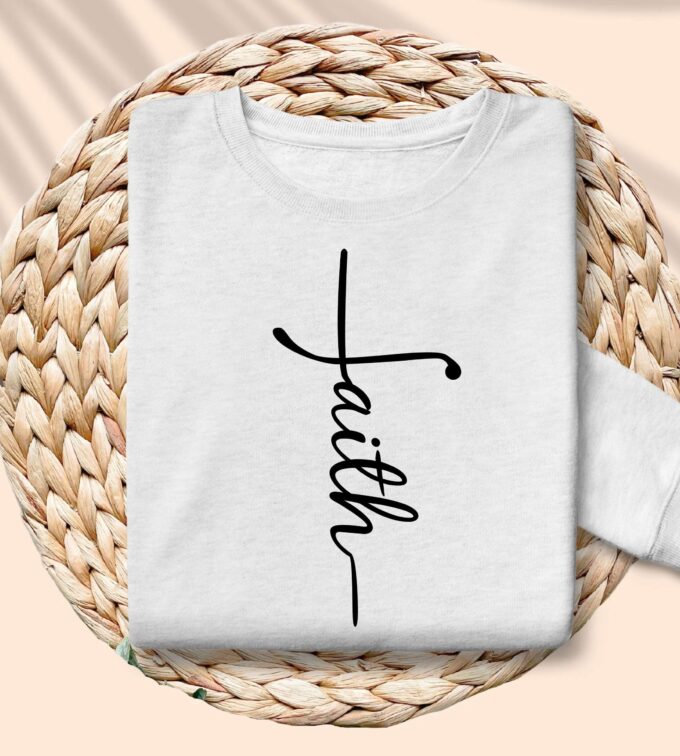 Easter Faith Shirt: Christian Cross Gift Faith & Grace – Love for Jesus Trendy Christian Shirts