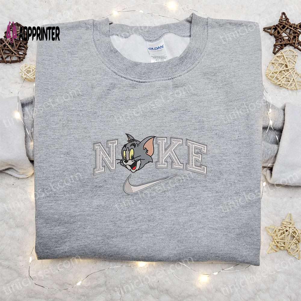 Tom Head x Nike Cartoon Embroidered Sweatshirt & Tom and Jerry Shirt – Best Family Gift Ideas Tom Head x Nike Cartoon Embroidered Sweatshirt & Tom and Jerry Shirt – Best Family Gift Ideas