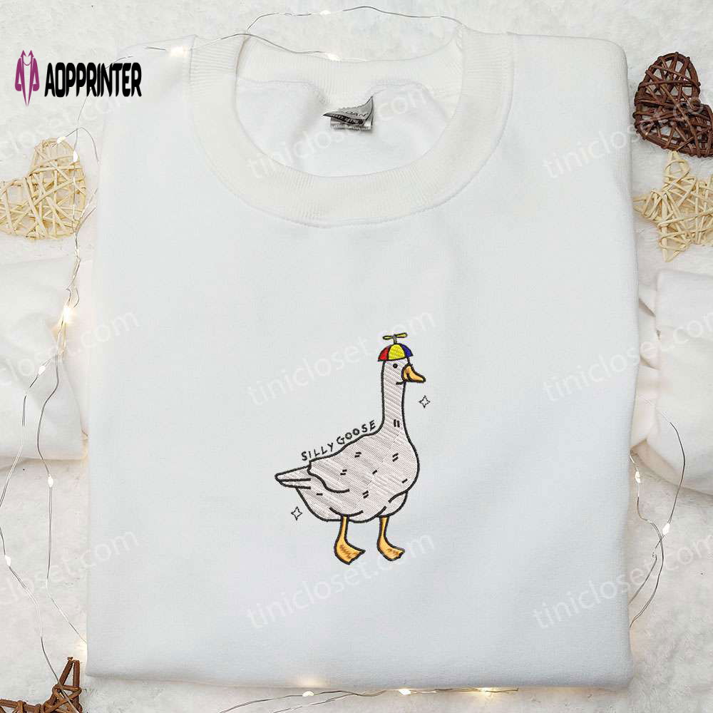 Quirky Silly Goose Embroidered Shirt – Perfect Animal Gift for Family Quirky Silly Goose Embroidered Shirt – Perfect Animal Gift for Family
